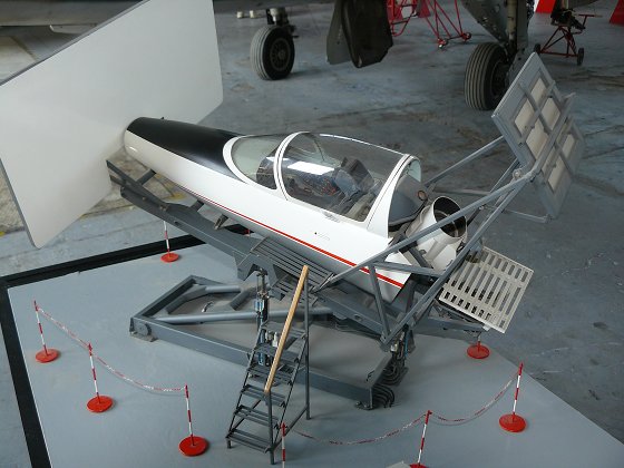 img00004.jpg